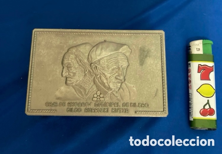 Antig&uuml;edades: Caja met&aacute;lica , tema Vasco , - Foto 3