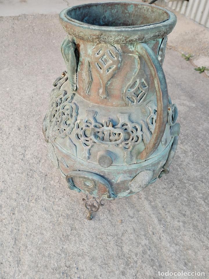 Antig&uuml;edades: tinaja turca de bronce - Foto 2