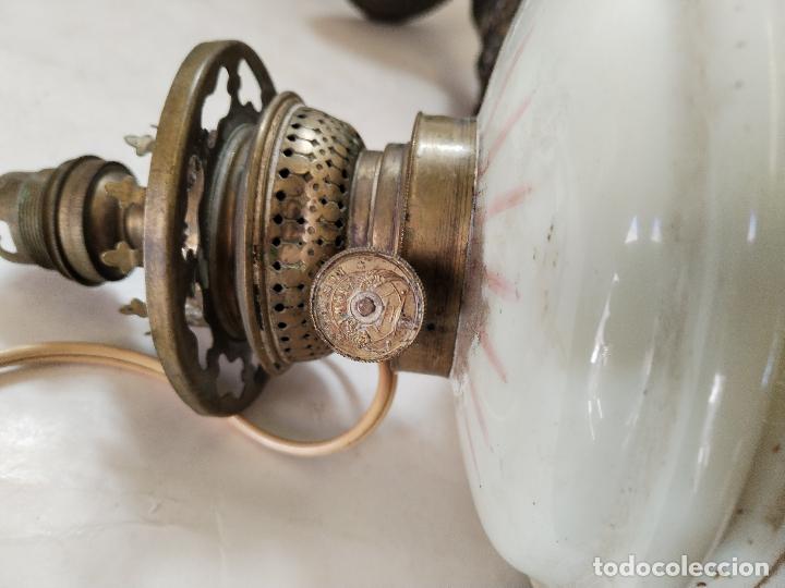 Antig&uuml;edades: antiguo quinque kosmos de calamina y opalina - Foto 2