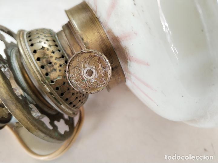 Antig&uuml;edades: antiguo quinque kosmos de calamina y opalina - Foto 6