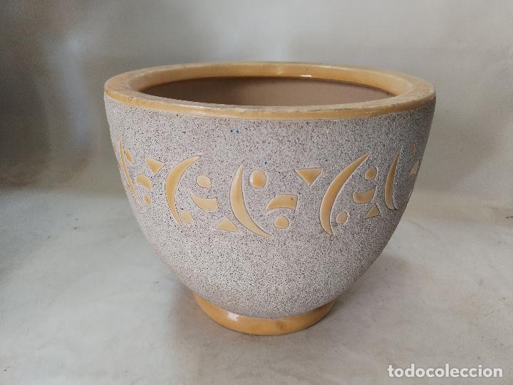 Antig&uuml;edades: macetero de ceramica - Foto 3