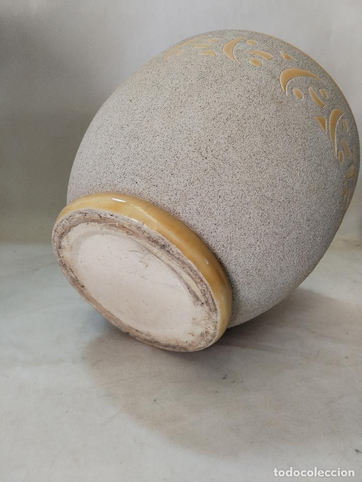 Antig&uuml;edades: macetero de ceramica - Foto 4