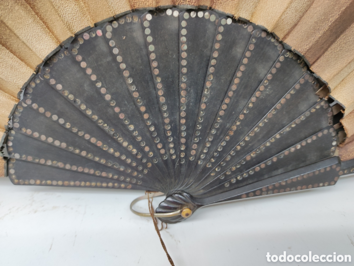 Antig&uuml;edades: Abanico antiguo de seda espa&ntilde;ol - Foto 2