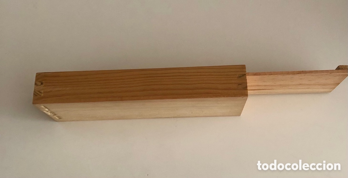 Antig&uuml;edades: Estuche en madera - Foto 3