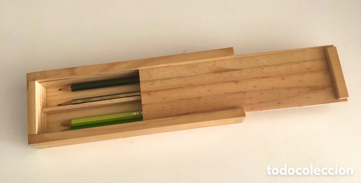 Antig&uuml;edades: Estuche en madera - Foto 1