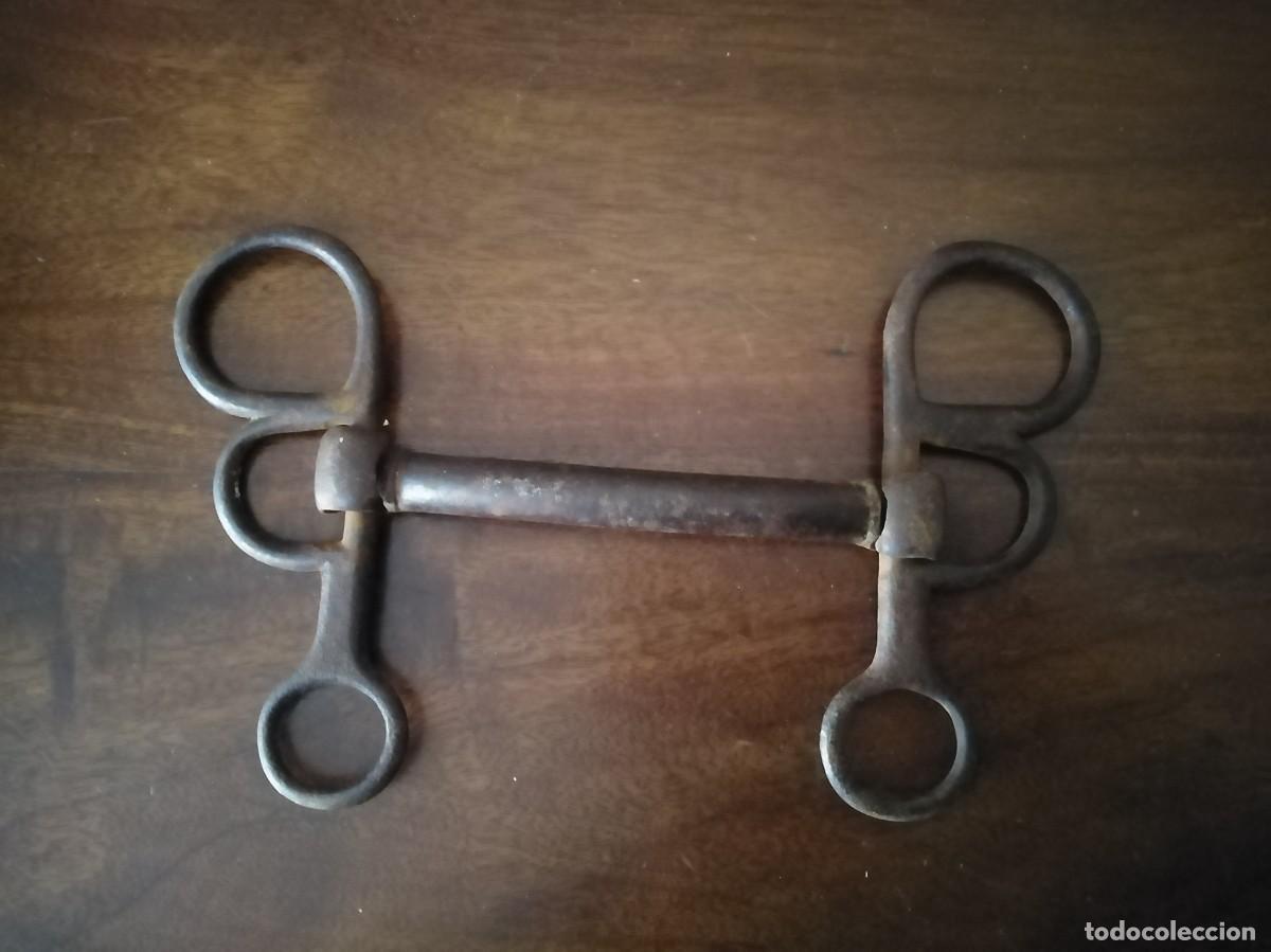 Antig&uuml;edades: Antiguo bocado de caballo. - Foto 4