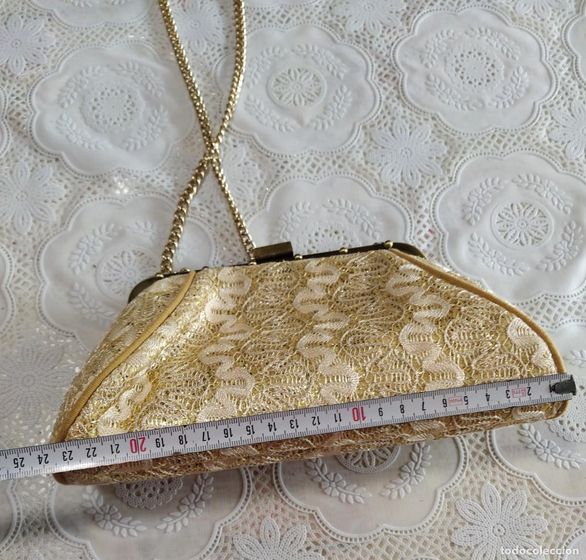 Antig&uuml;edades: Bolso vintage dorado - Foto 10
