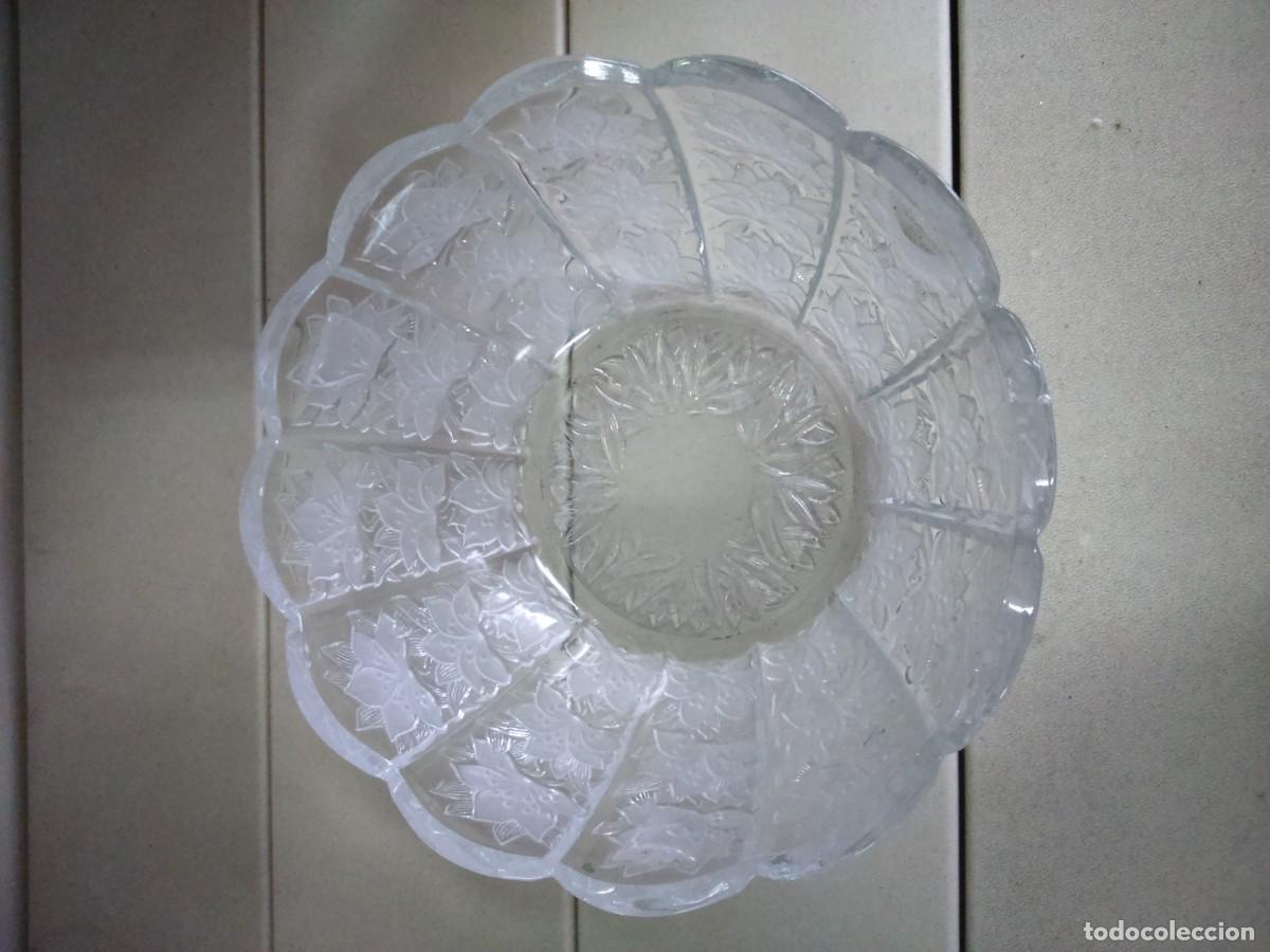 Antig&uuml;edades: BOMBONERA DE CRISTAL TALLADO - Foto 3