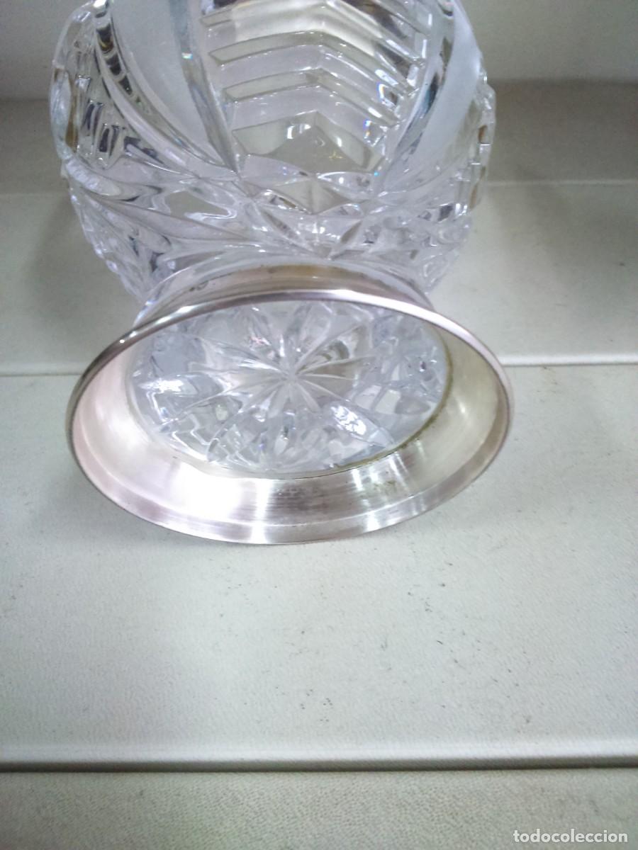 Antig&uuml;edades: CESTA DE CRISTAL TALLADO CON BASE EN PLATA - Foto 4