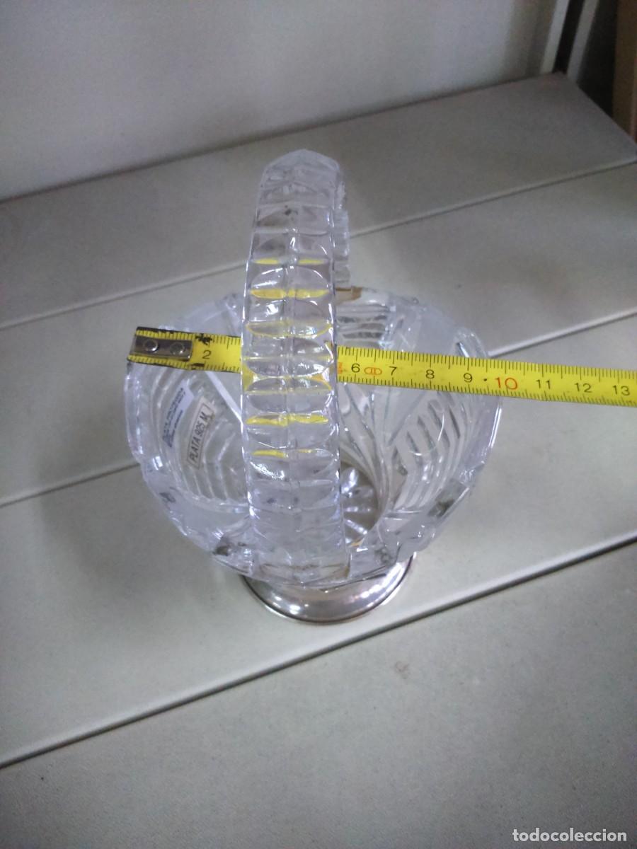 Antig&uuml;edades: CESTA DE CRISTAL TALLADO CON BASE EN PLATA - Foto 6