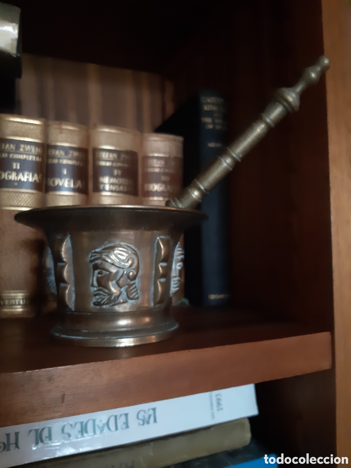 Antig&uuml;edades: Almirez antiguo de bronce - Foto 1