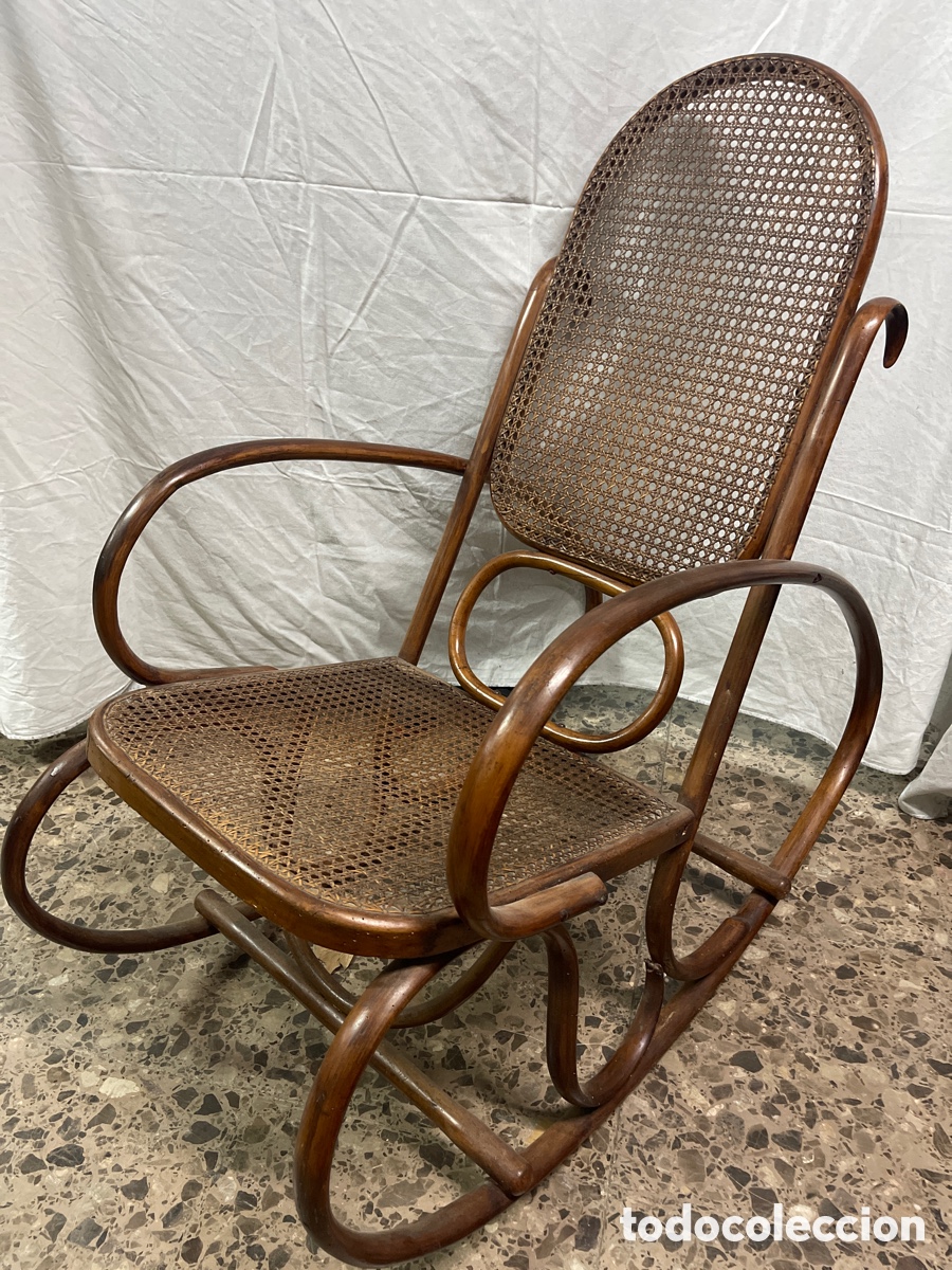 silla mecedora antigua de madera de chopo marró - Compra venta en