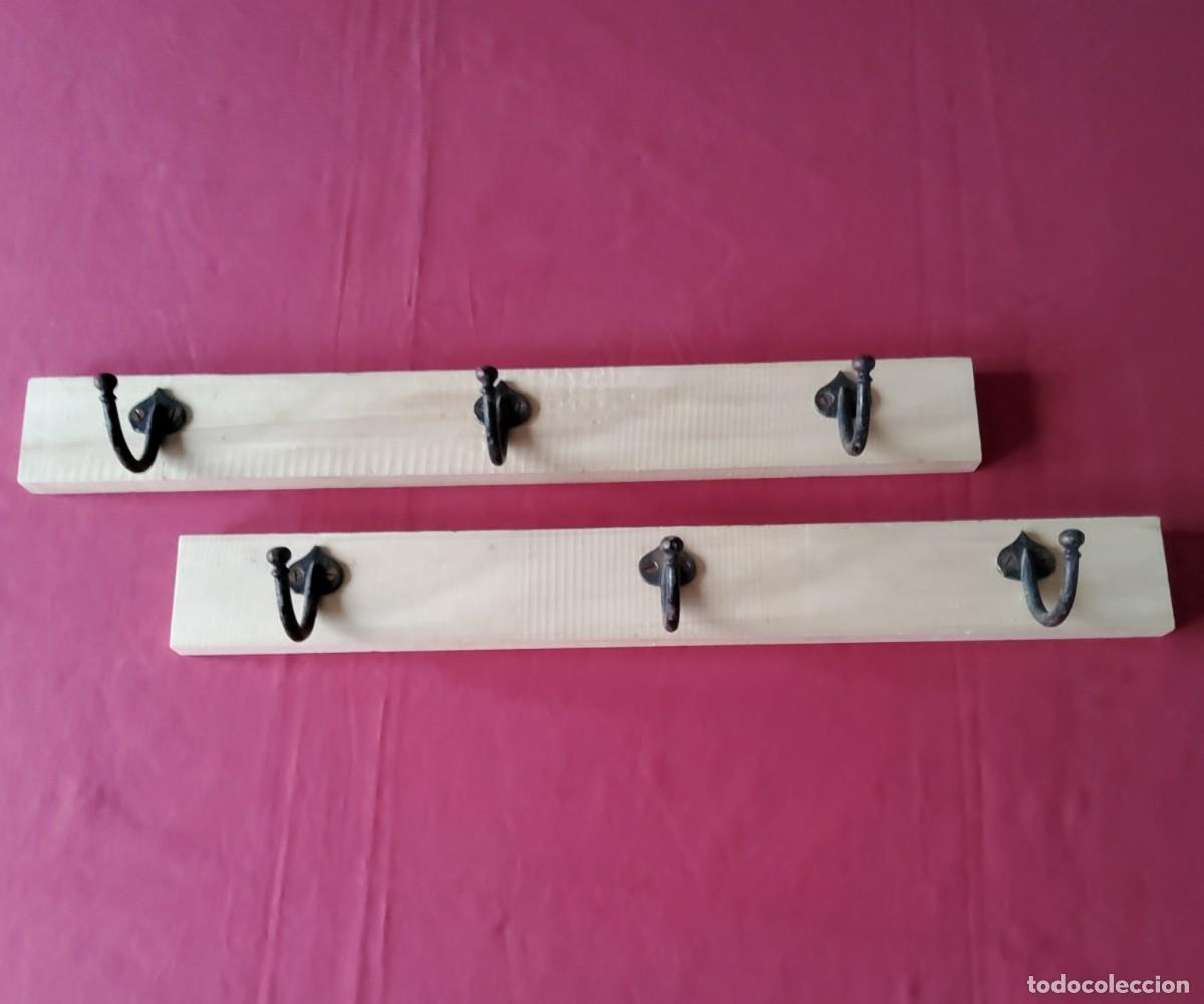Antig&uuml;edades: 2 PERCHAS ANTIGUAS DE MADERA Y HIERRO - Foto 3