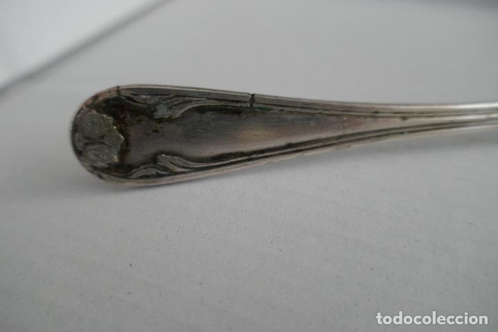Antig&uuml;edades: Cuchillo de plata de ley. Postre. - Foto 2