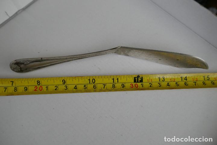 Antig&uuml;edades: Cuchillo de plata de ley. Postre. - Foto 9