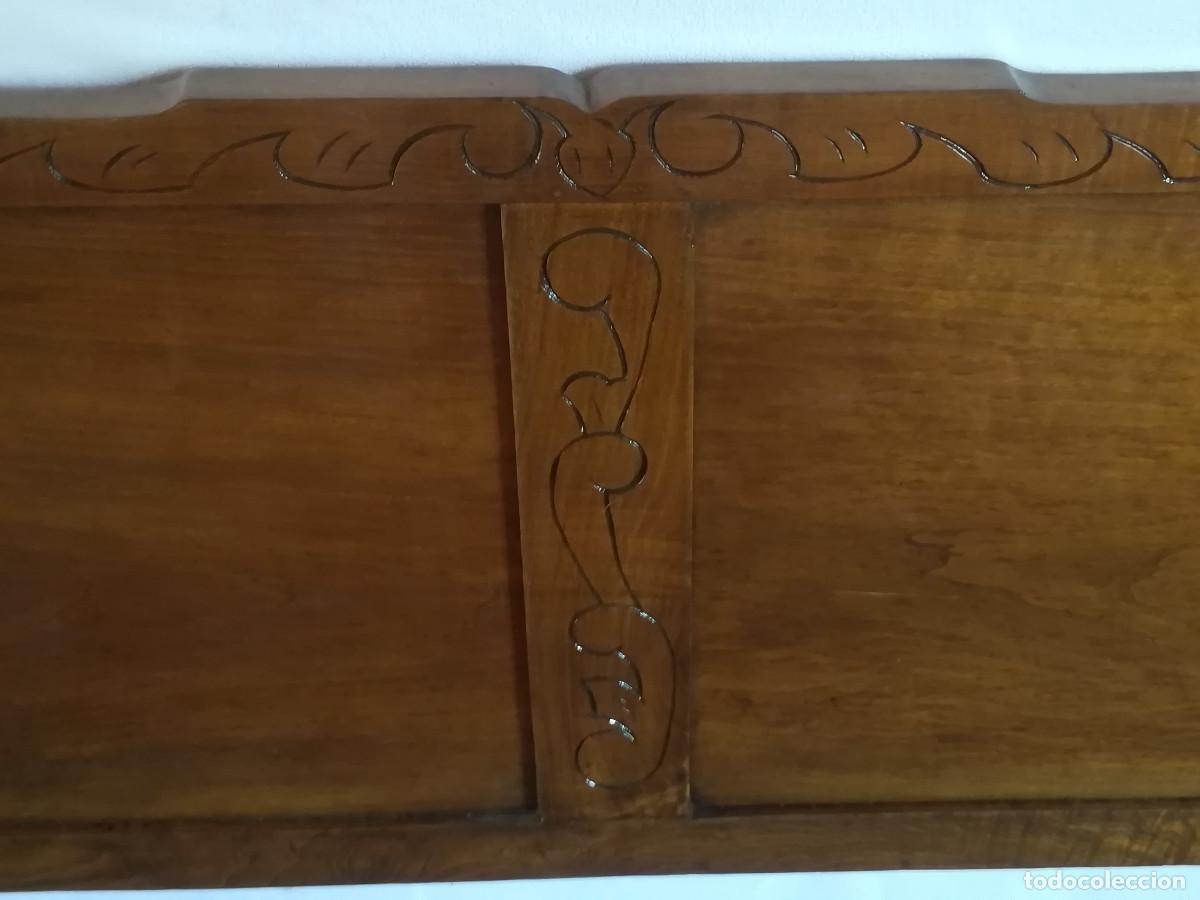 Antig&uuml;edades: CABECERO CAMA MADERA - Foto 1
