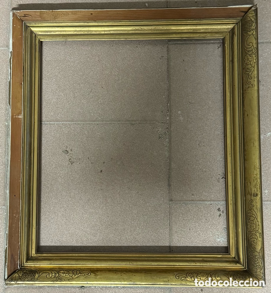 Antig&uuml;edades: Marco dorado del siglo XIX - Foto 1
