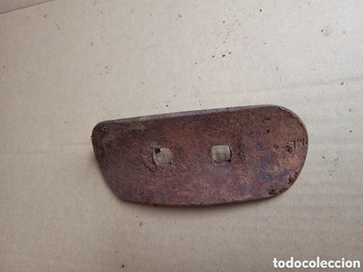 Antig&uuml;edades: Reja de arado de tractor desgastada - Foto 2
