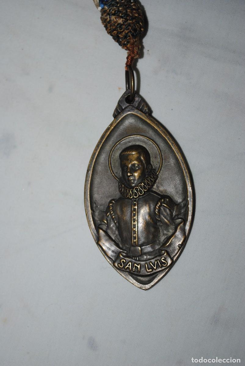 Antig&uuml;edades: MEDALLA DE BRONCE DE SAN LUIS Y , LA VIRGEN . - Foto 3