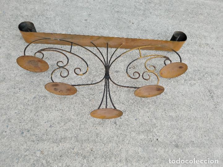 Antig&uuml;edades: candelabro de forja - Foto 3