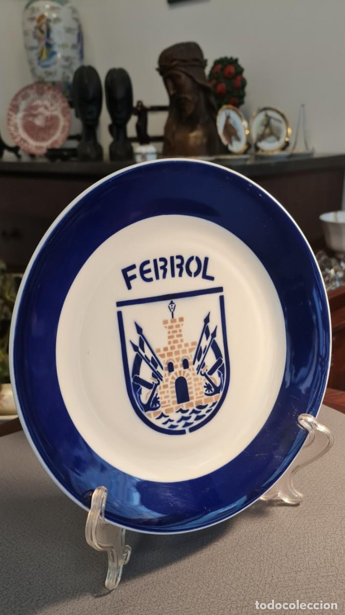 Antig&uuml;edades: Plato escudo Ferrol cer&aacute;micas O Castro - Foto 2
