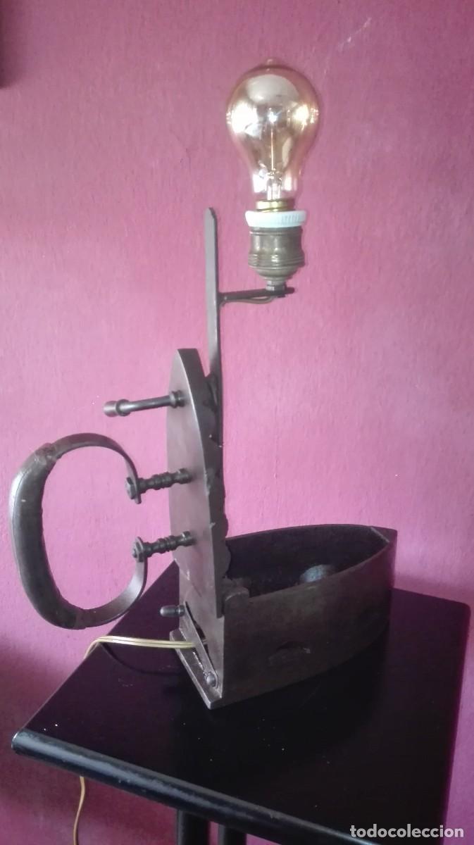 Antig&uuml;edades: ANTIGUA LAMPARA PLANCHA - Foto 2