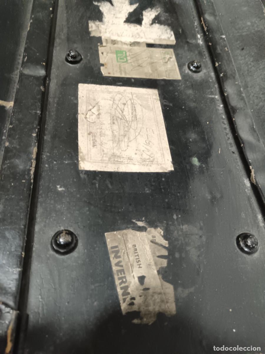 Antig&uuml;edades: ANTIGUO BA&Uacute;L MET&Aacute;LICO - Foto 3