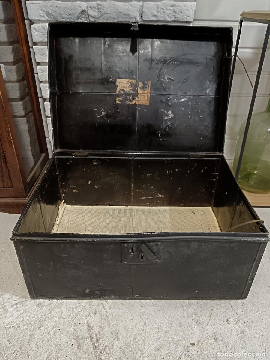 Antig&uuml;edades: ANTIGUO BA&Uacute;L MET&Aacute;LICO - Foto 6
