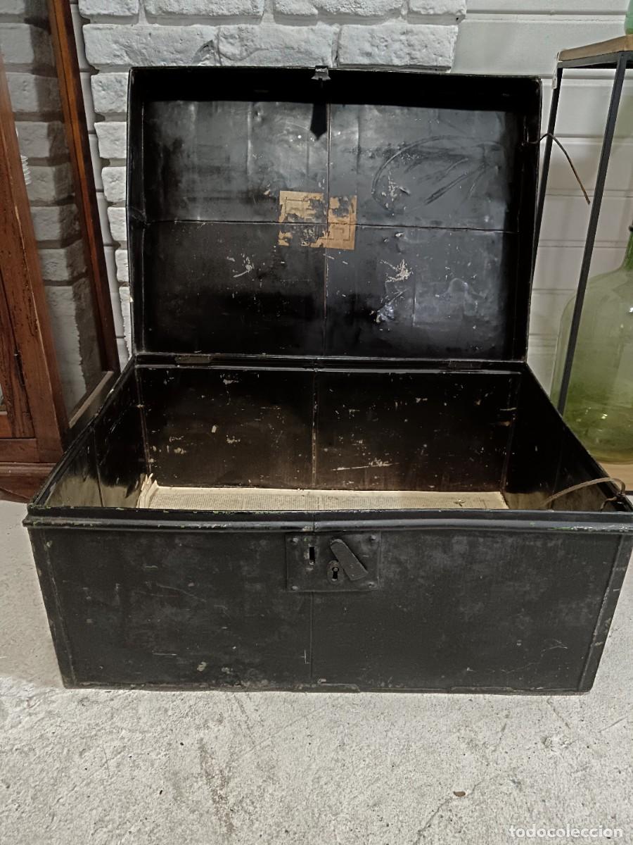 Antig&uuml;edades: ANTIGUO BA&Uacute;L MET&Aacute;LICO - Foto 7