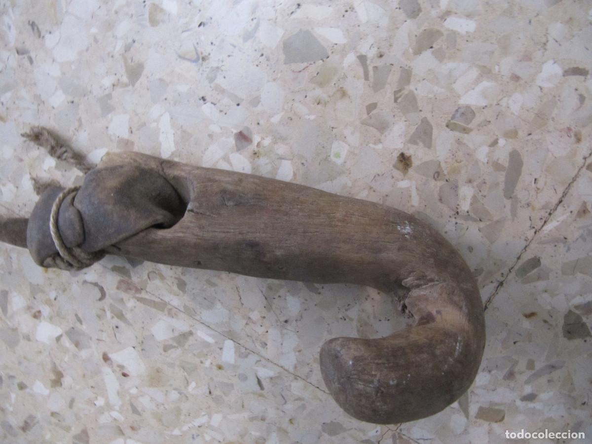 Antig&uuml;edades: ANTIGUO GANCHO DE MADERA - Foto 2