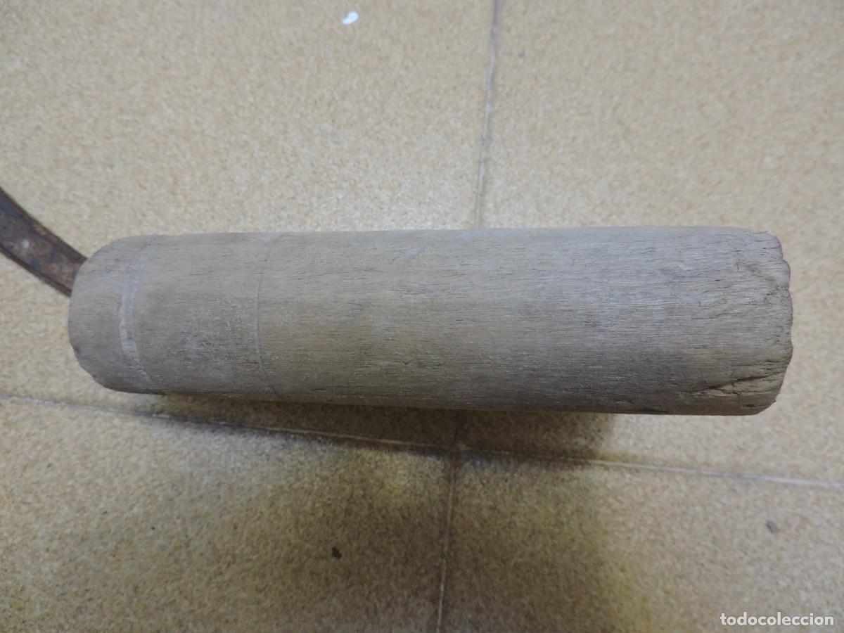 Antig&uuml;edades: ANTIGUA CORBILLA HOZ MANGO MADERA - Foto 3