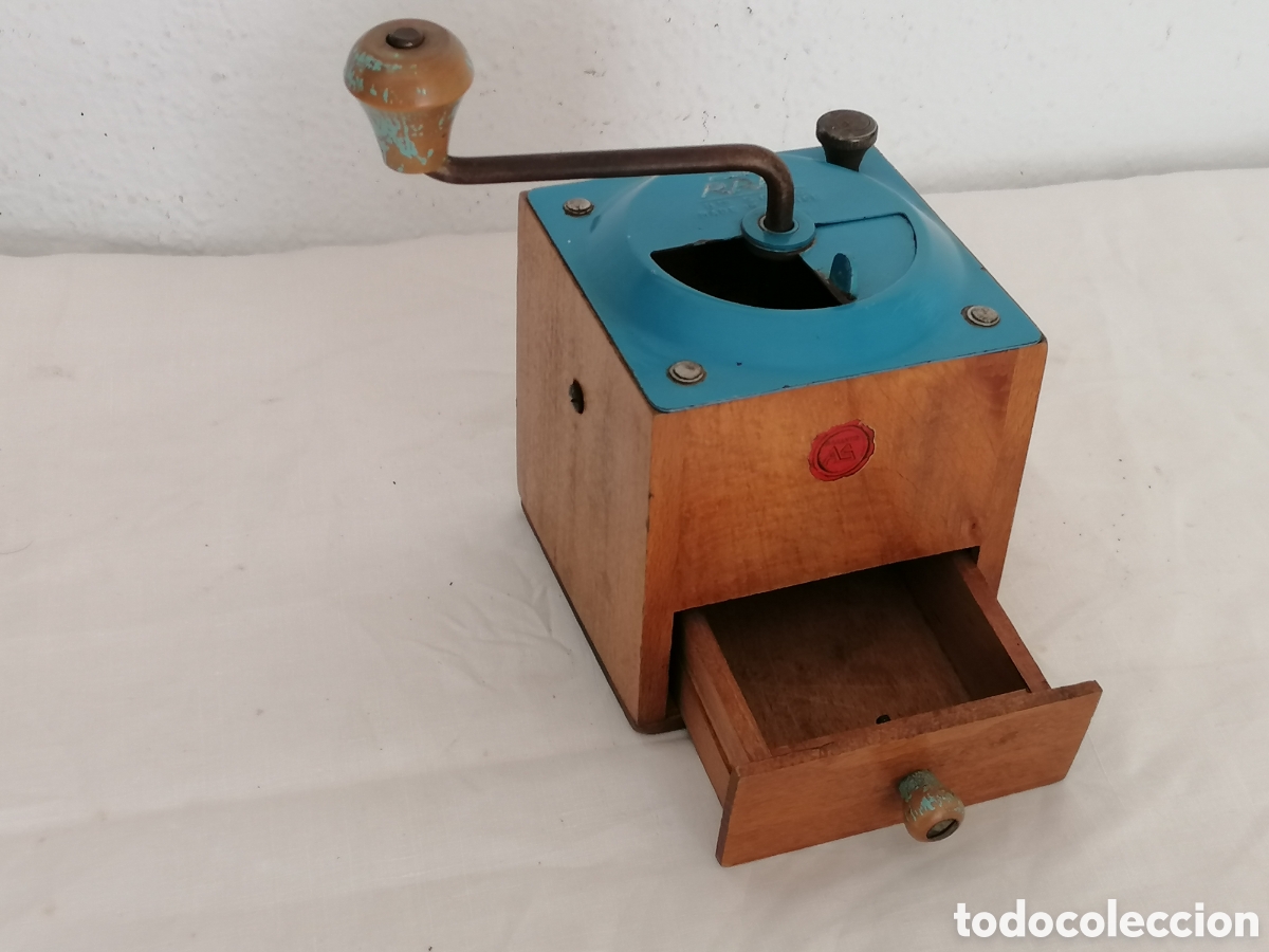 Antig&uuml;edades: Molinillo de caf&eacute; antiguo - Foto 4