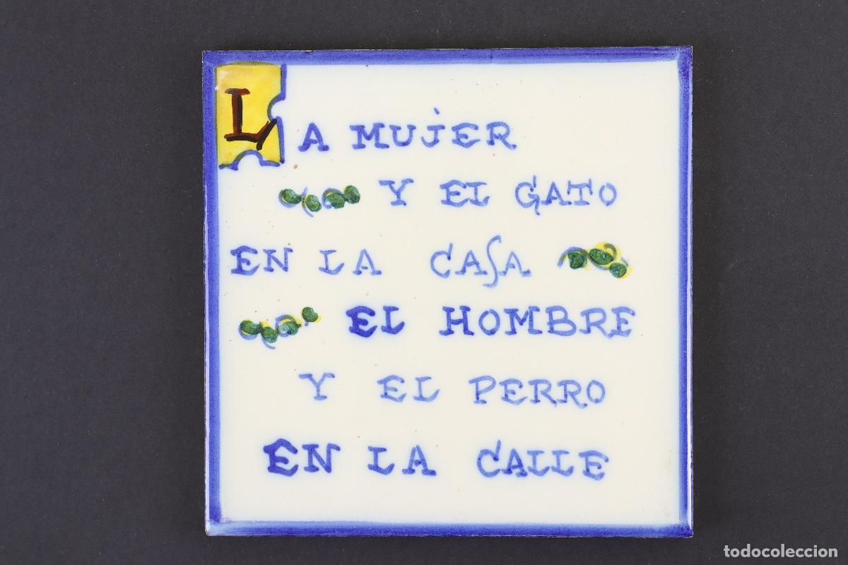 Antig&uuml;edades: AZULEJOS CON REFRANES DEL SIGLO XIX - Foto 1