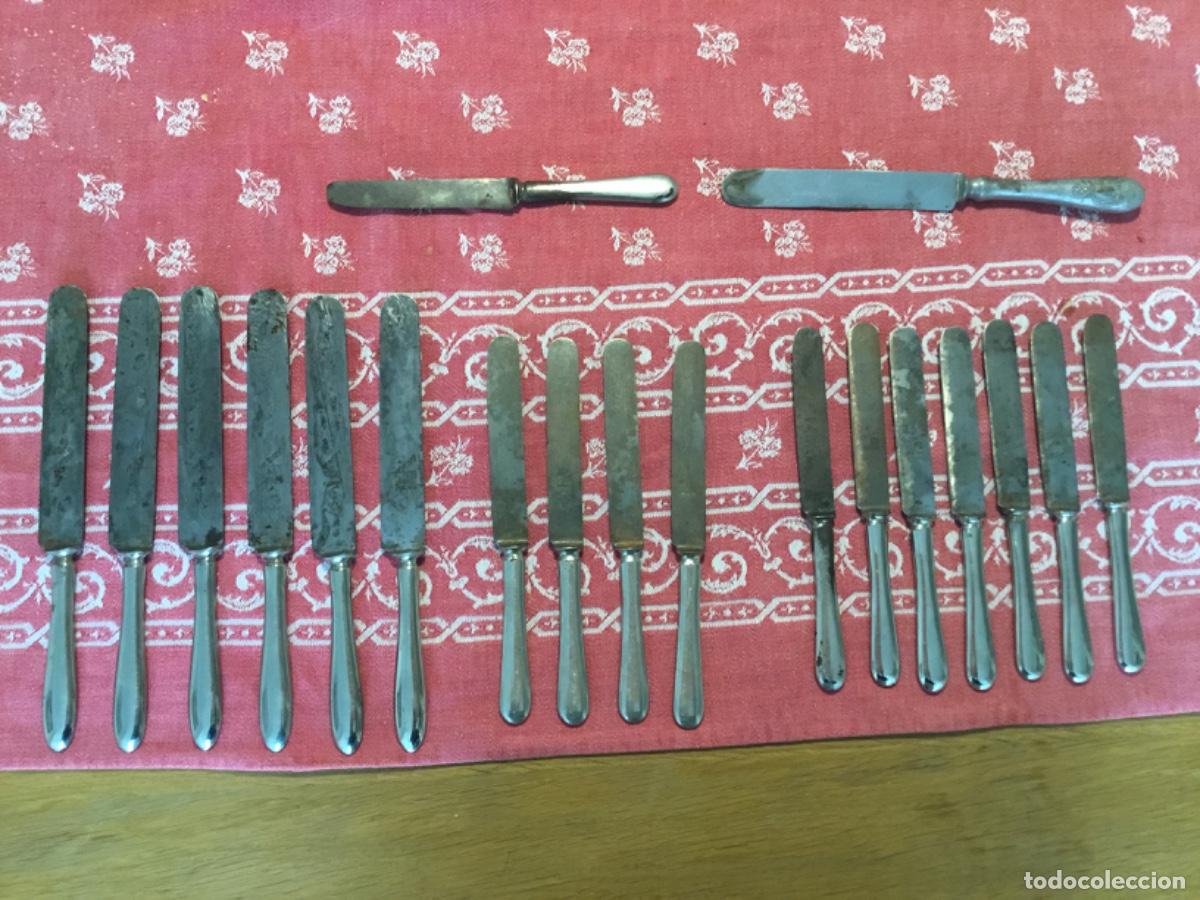 Antig&uuml;edades: Cuchillos Meneses - Foto 1