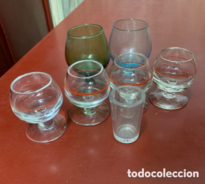 Antig&uuml;edades: Lote jarras y vasos cristal - Foto 5