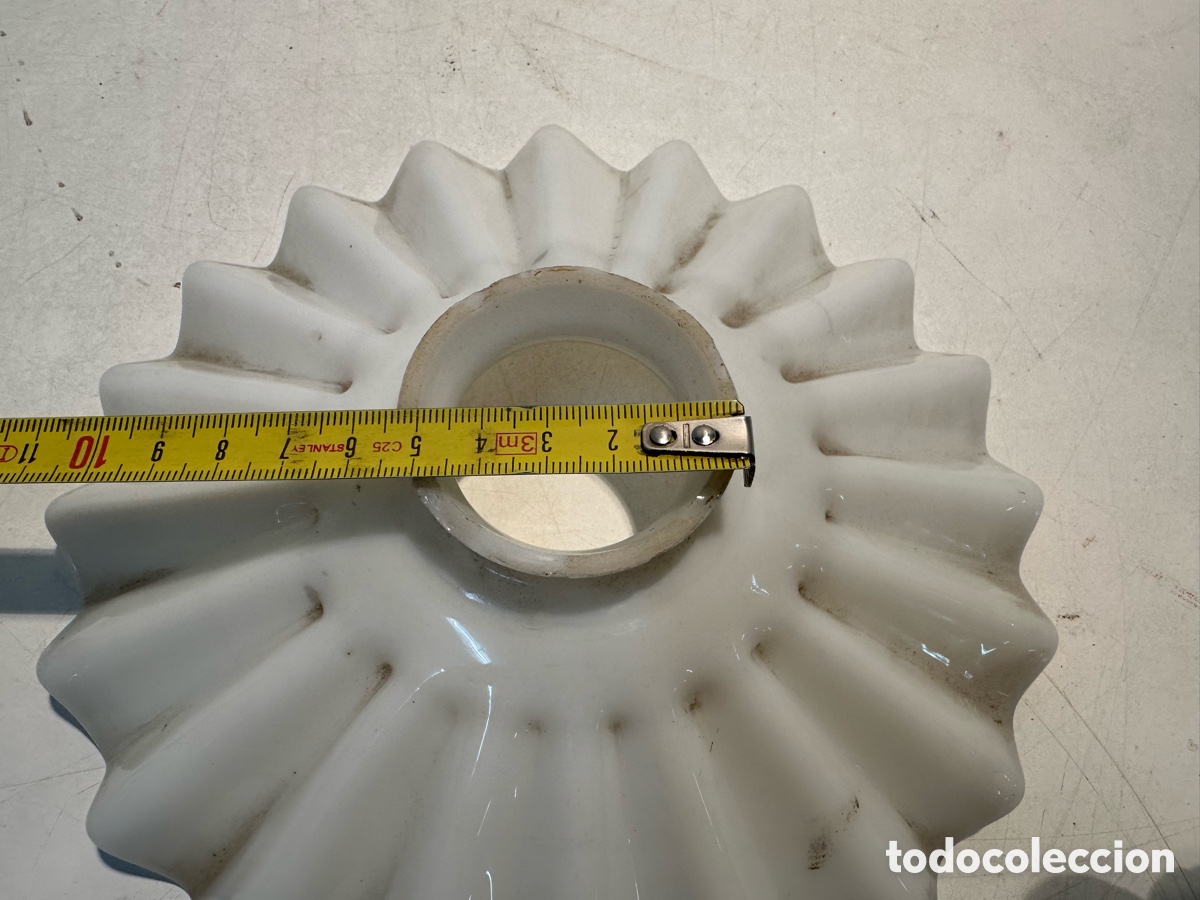 Antig&uuml;edades: DOS TULIPAS DE OPALINA BLANCA ANTIGUAS. - Foto 7