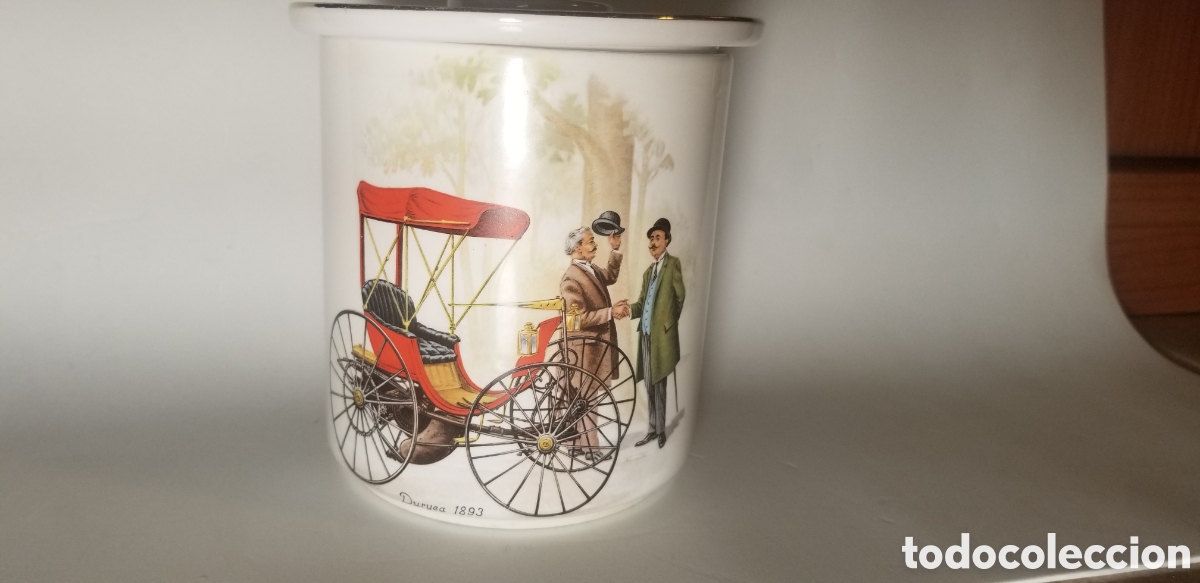 Antig&uuml;edades: Bote de epoca porcelana - Foto 1