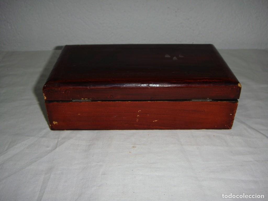 Antig&uuml;edades: Antigua Caja China. Con llave - Foto 6