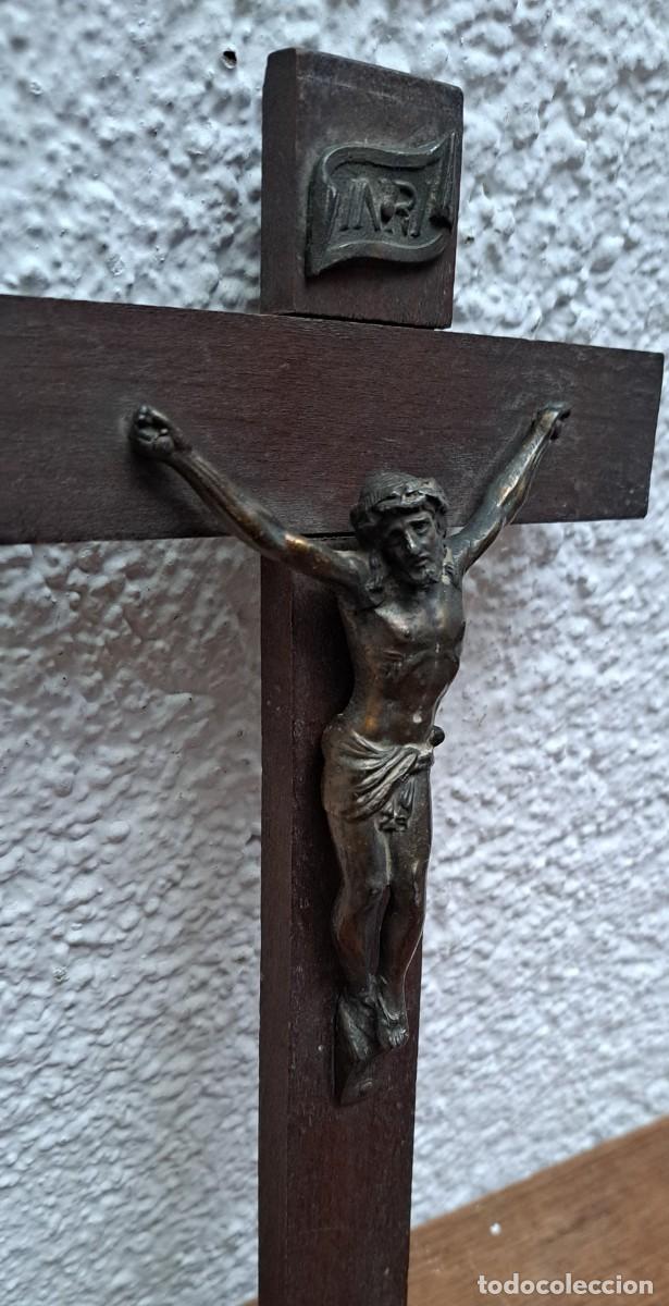 Antig&uuml;edades: CRUCIFIJO FINALES DEL SIGLO XIX - Foto 2