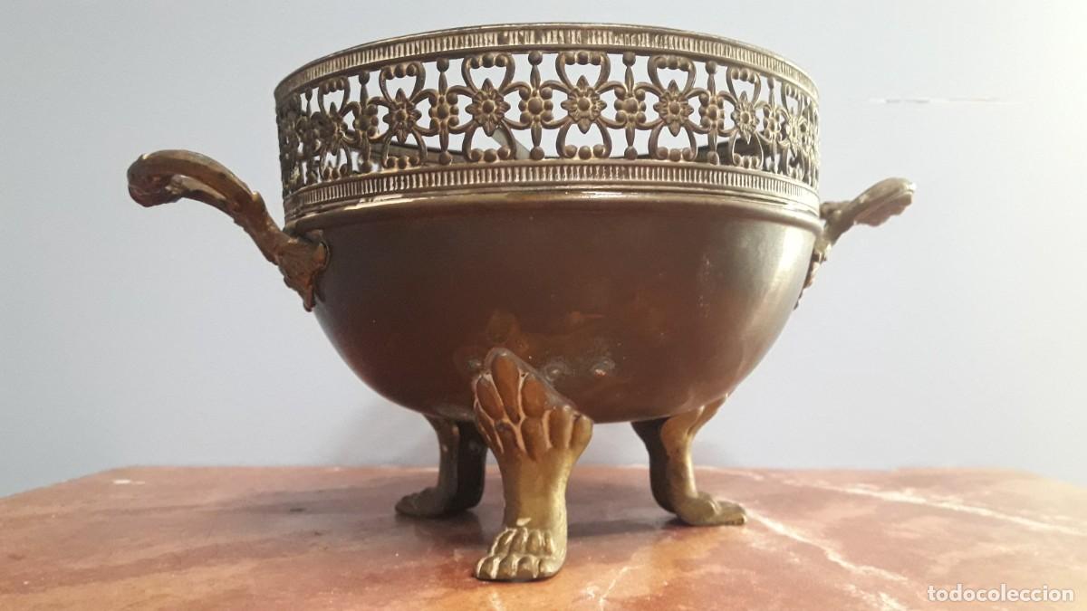 Antig&uuml;edades: CENTRO DE MESA DE BRONCE. FINALES DEL XIX. - Foto 1
