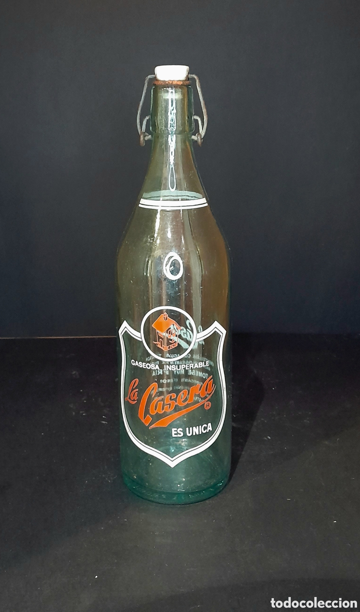 Antig&uuml;edades: Botella de gaseosa La Casera. - Foto 2