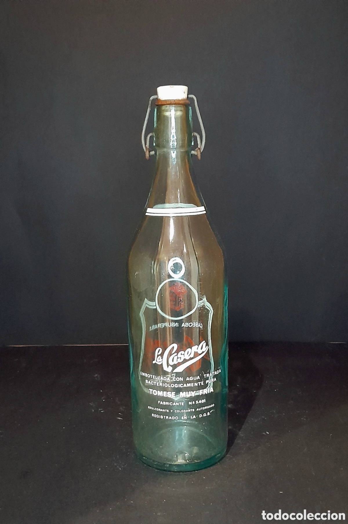 Antig&uuml;edades: Botella de gaseosa La Casera. - Foto 3