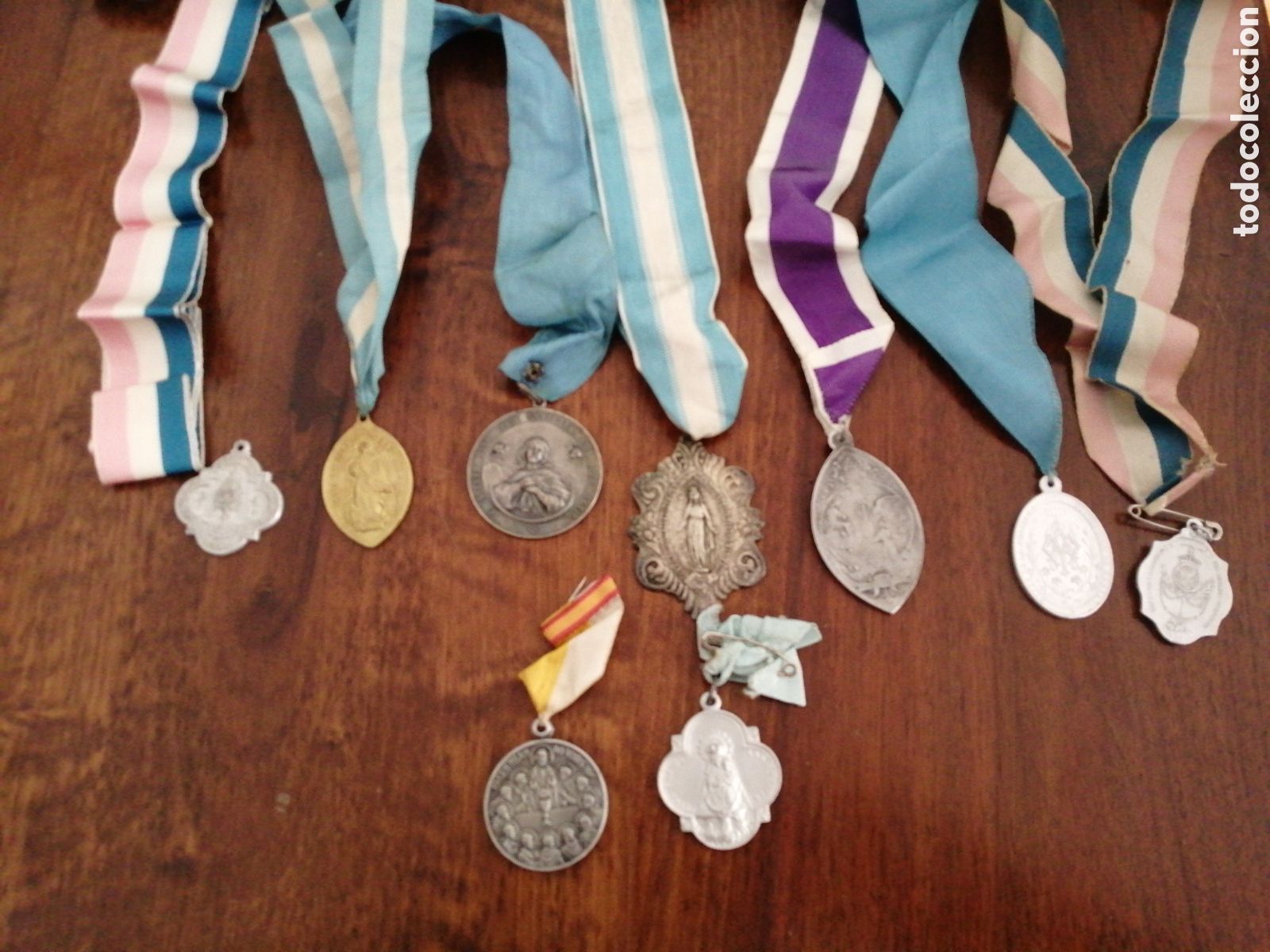Antig&uuml;edades: 9 Medallas - Foto 1