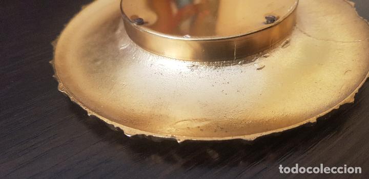 Antig&uuml;edades: ESPEJO DE BRONCE COLGAR A LA PARED 15X2 CM - Foto 8