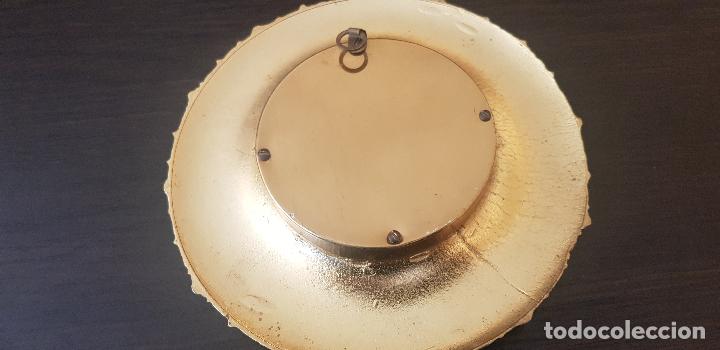 Antig&uuml;edades: ESPEJO DE BRONCE COLGAR A LA PARED 15X2 CM - Foto 10
