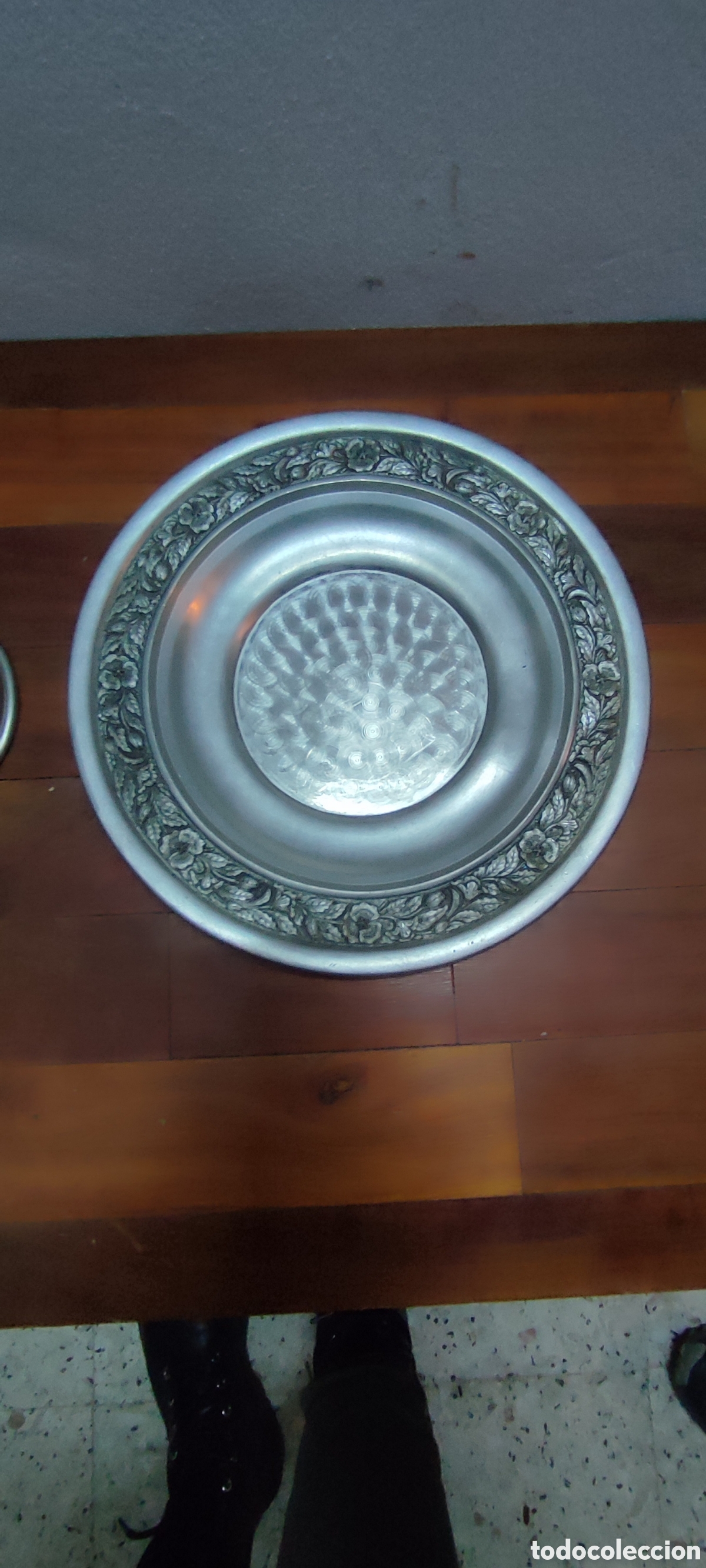 Antig&uuml;edades: Conjunto de candelabros, jarra y bandeja - Foto 10