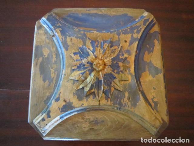 Antig&uuml;edades: Talla de madera siglo XVIII - Foto 1