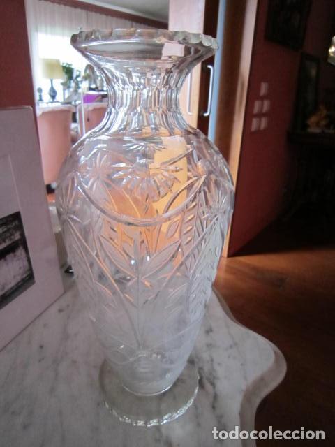 Antig&uuml;edades: Florero de cristal de Bohemia - Foto 2