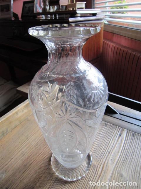 Antig&uuml;edades: Florero de cristal de Bohemia - Foto 3