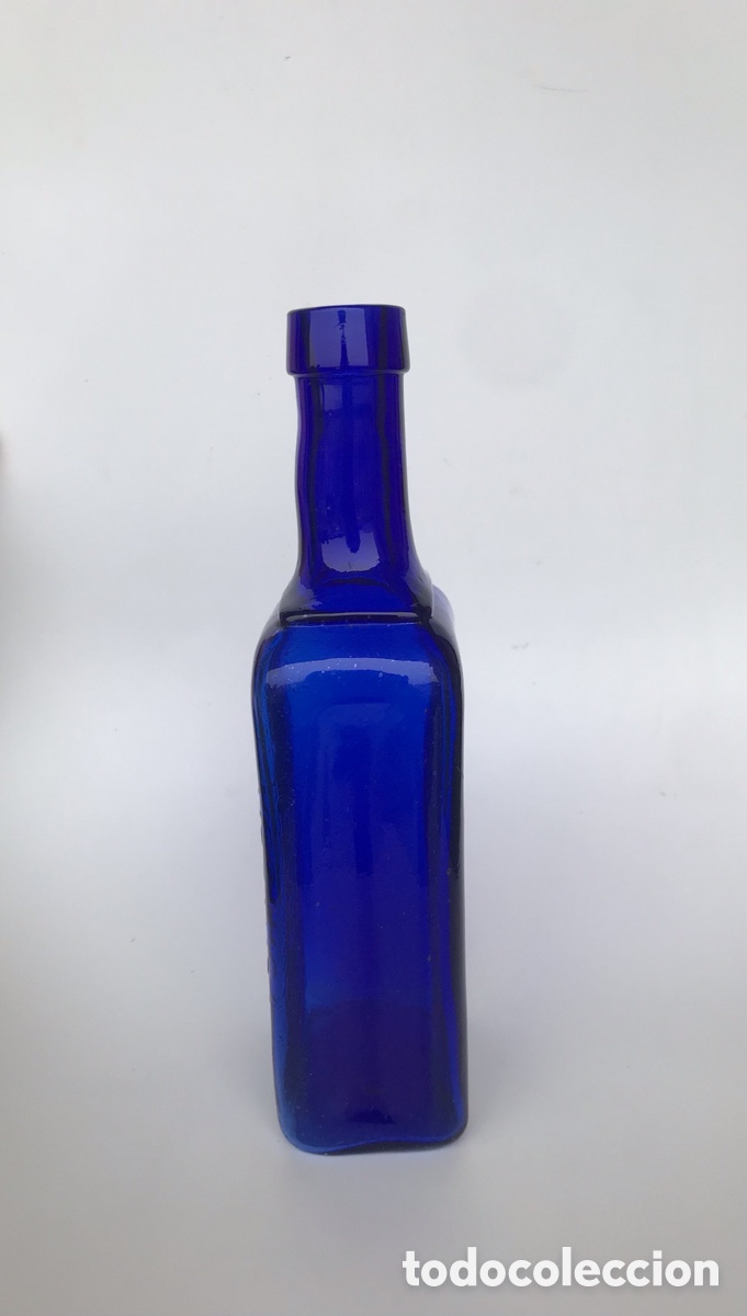 Antig&uuml;edades: ANTIGUA BOTELLA DE COBALTO AZUL - Foto 2